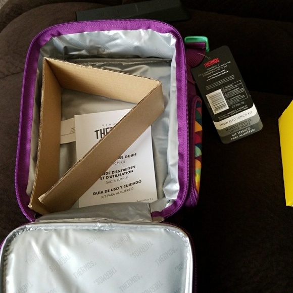 NEW Thermos Brand Insulated Lunch Kit - Picture 5 of 7